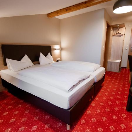 Hotel Pockinger Hof Pocking  Bagian luar foto