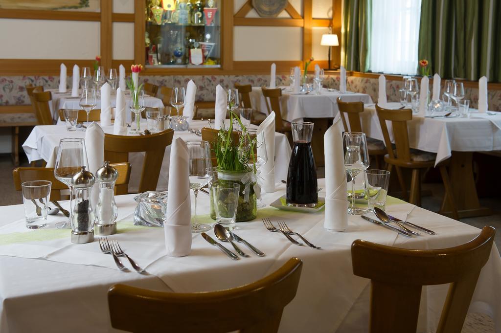 Hotel Pockinger Hof Pocking  Bagian luar foto