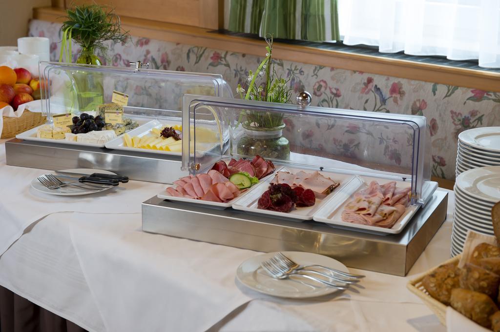 Hotel Pockinger Hof Pocking  Bagian luar foto