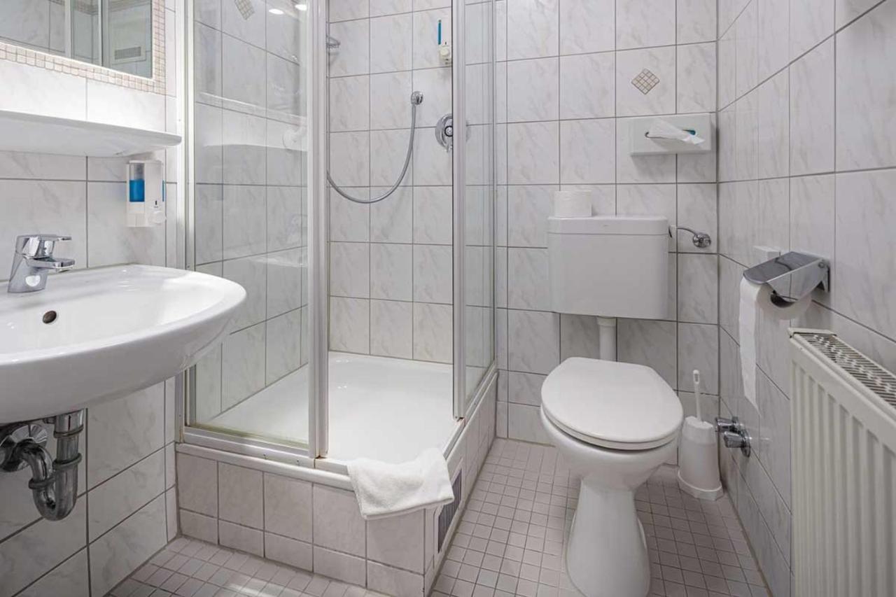 Hotel Pockinger Hof Pocking  Bagian luar foto